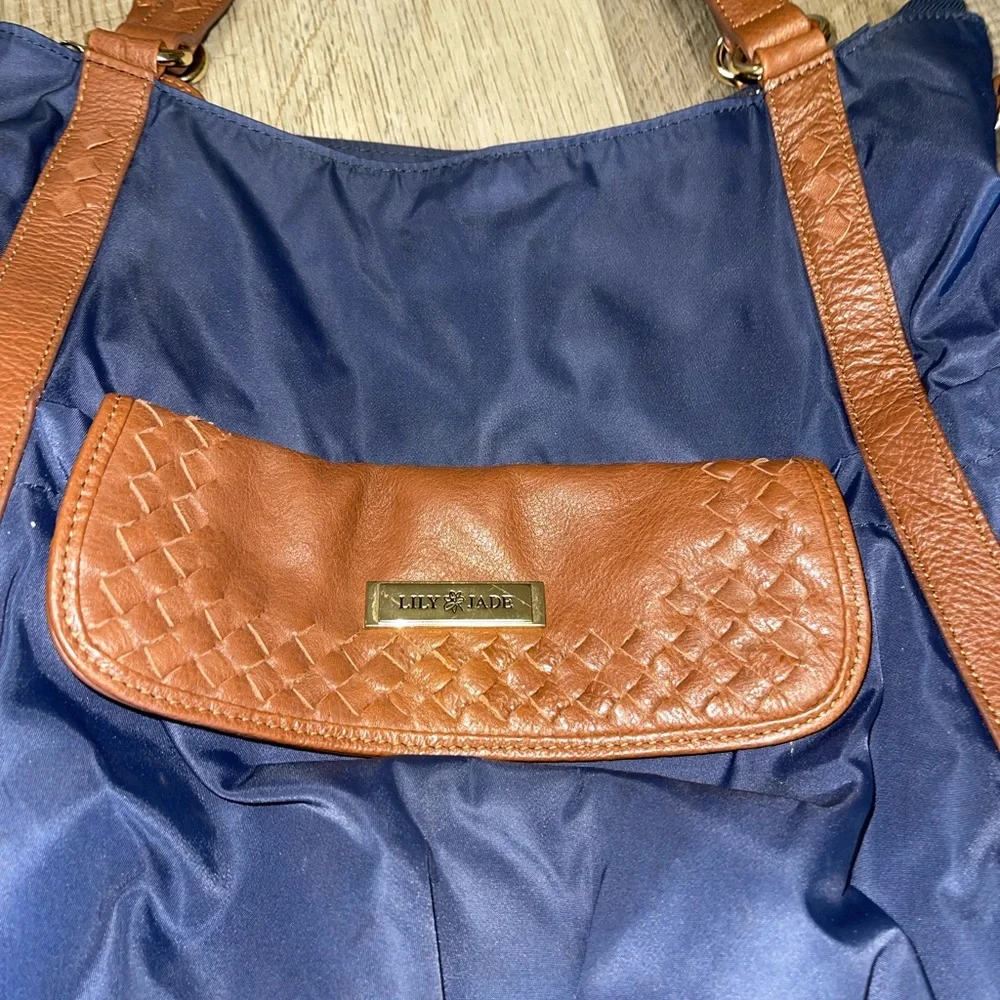 Lily Jade Navy blue brown leather Diaper bag convertible EUC